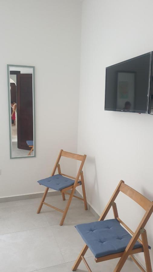 Casa Vacanze Da Mary P Ла Мадалена Екстериор снимка