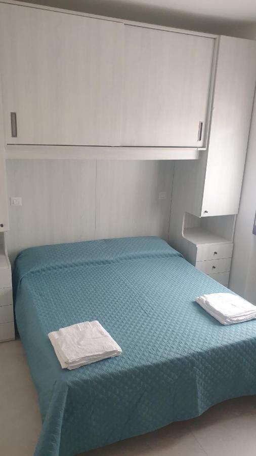 Casa Vacanze Da Mary P Ла Мадалена Екстериор снимка